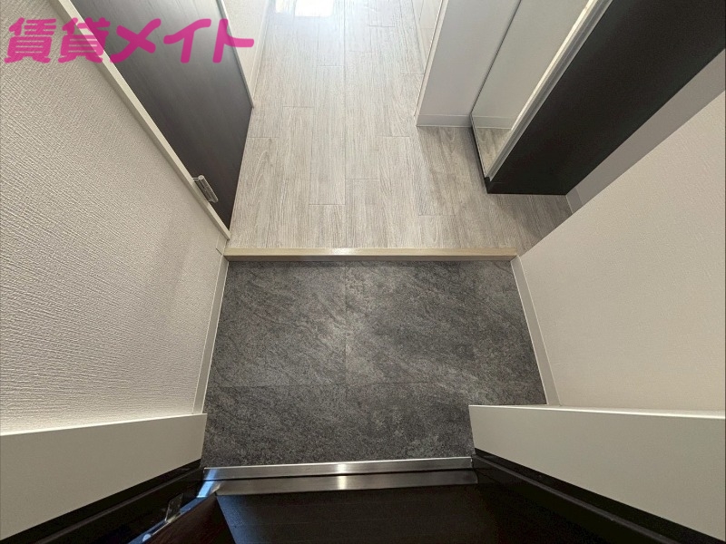 玄関　同型参考写真