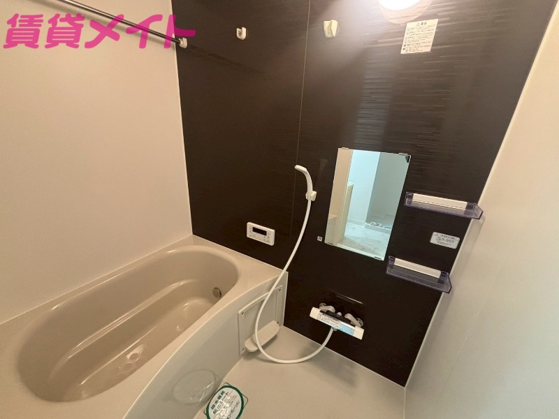 バス・シャワールーム　同型参考写真