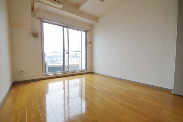 居室・リビング　★お部屋探しはタウンハウジング稲田堤店まで★