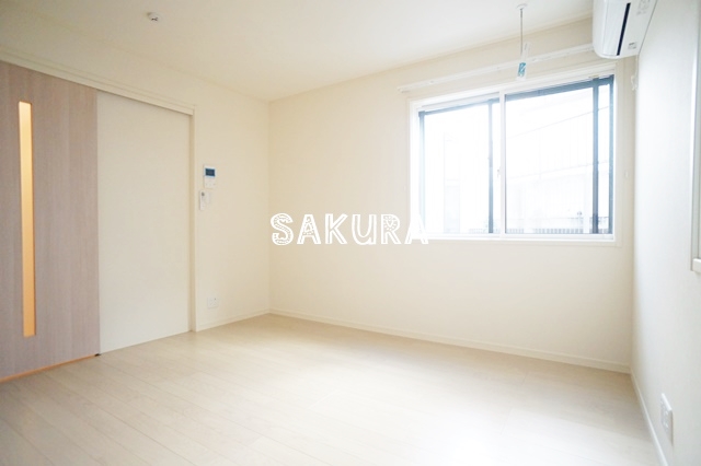 居室・リビング　使いやすい形の為、レイアウトを楽しめます♪