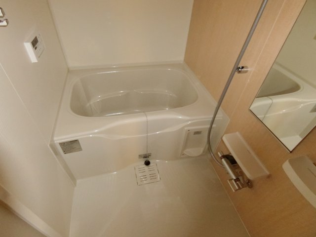 バス・シャワールーム　追い炊き