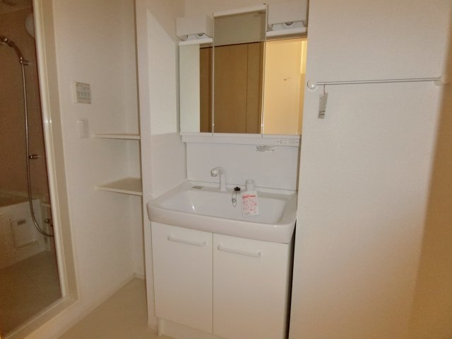 洗面設備　シャンプードレッサー