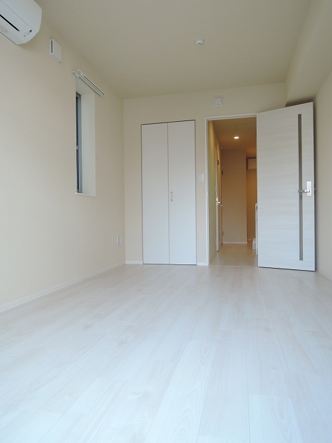 居室・リビング　★洋室６．５帖★