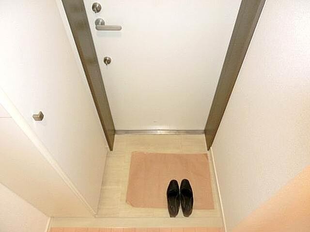 玄関　（別タイプ参考写真eStier　豊島区南長崎1