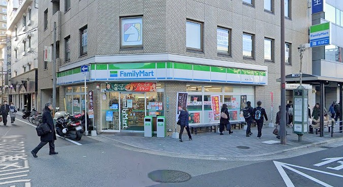 コンビニ　ファミリーマート 新北野一丁目店（コンビニ）まで215m