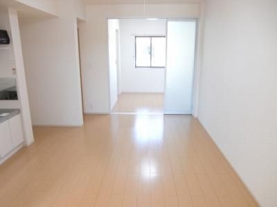 居室・リビング　リビング