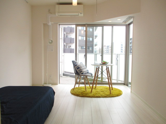 居室・リビング　★洋室８帖／家具はイメージ★