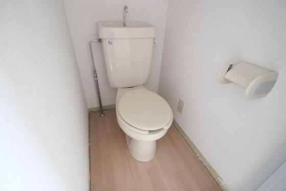 トイレ　※別部屋の写真です