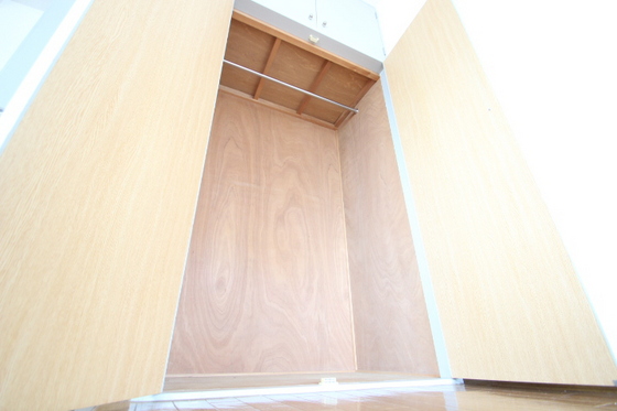 収納　※別部屋の写真です