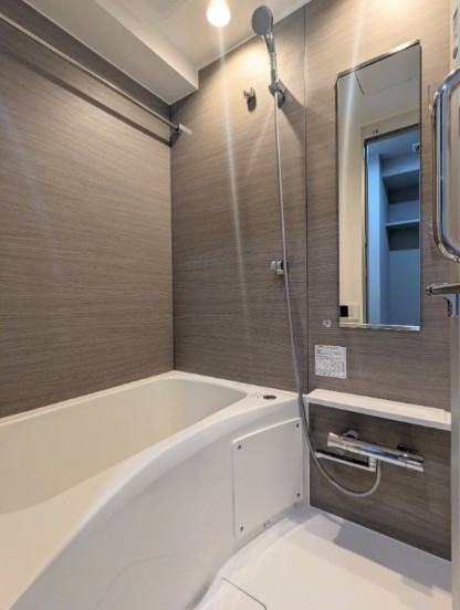 バス・シャワールーム　風呂