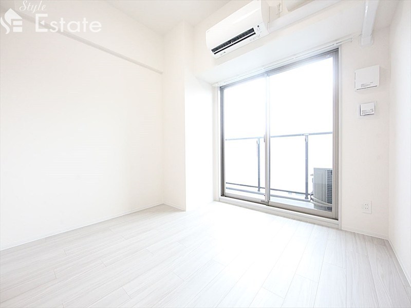 居室・リビング　同仕様写真