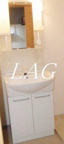 洗面設備　洗面台です。（同仕様です。）