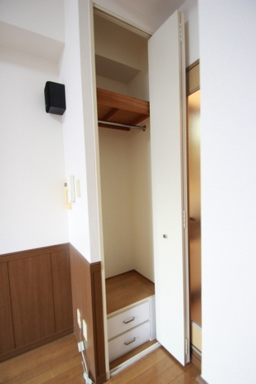 収納　※別号室の写真です
