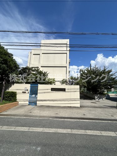 小学校　豊津中学校（小学校）まで166m
