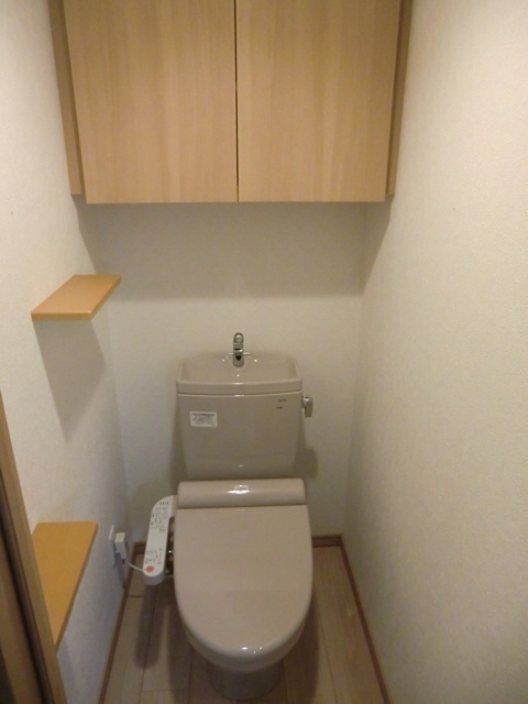 トイレ　トイレ