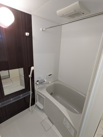 バス・シャワールーム　102号室