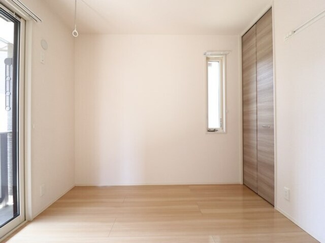 その他部屋・スペース　洋室６帖