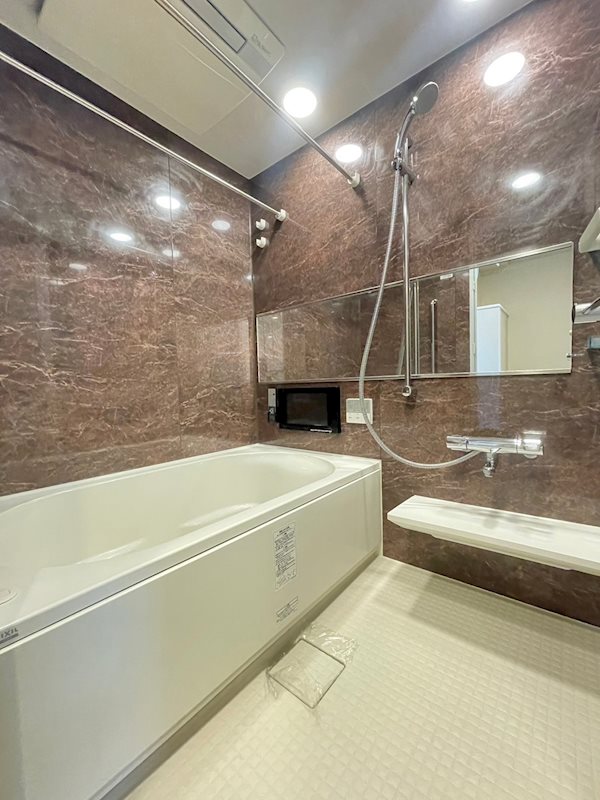 バス・シャワールーム