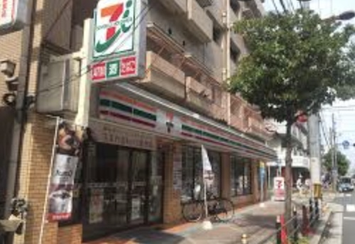 コンビニ　セブンイレブン 地下鉄あびこ駅西店（コンビニ）まで592m