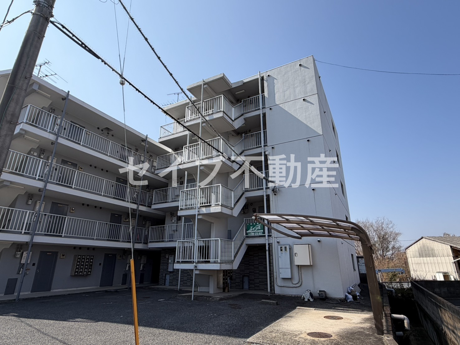建物外観