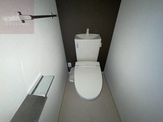 トイレ　ゆったりとスペースのある洗面所