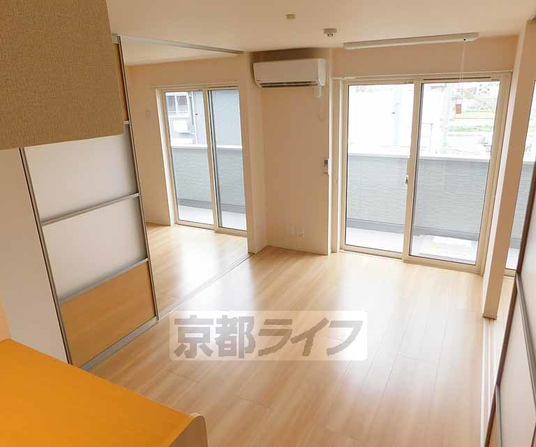 居室・リビング　とても開放感のあるお部屋です！