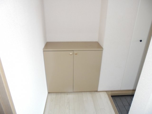 玄関　シューズボックス付き