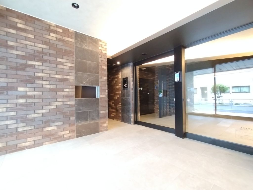 セキュリティ　エントランス