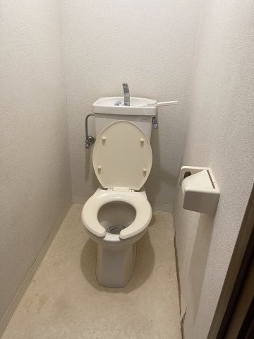 トイレ　別号室参考写真