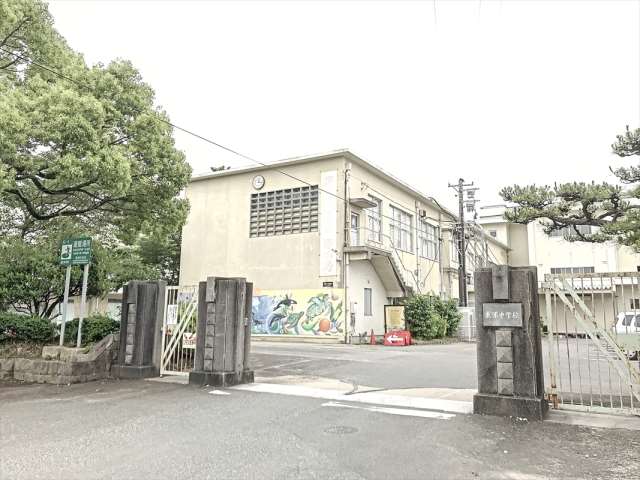 中学校　東浦中学校（中学校）まで738m