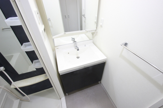 洗面設備　※別部屋の写真です
