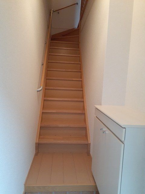 玄関　広い玄関ですね♪