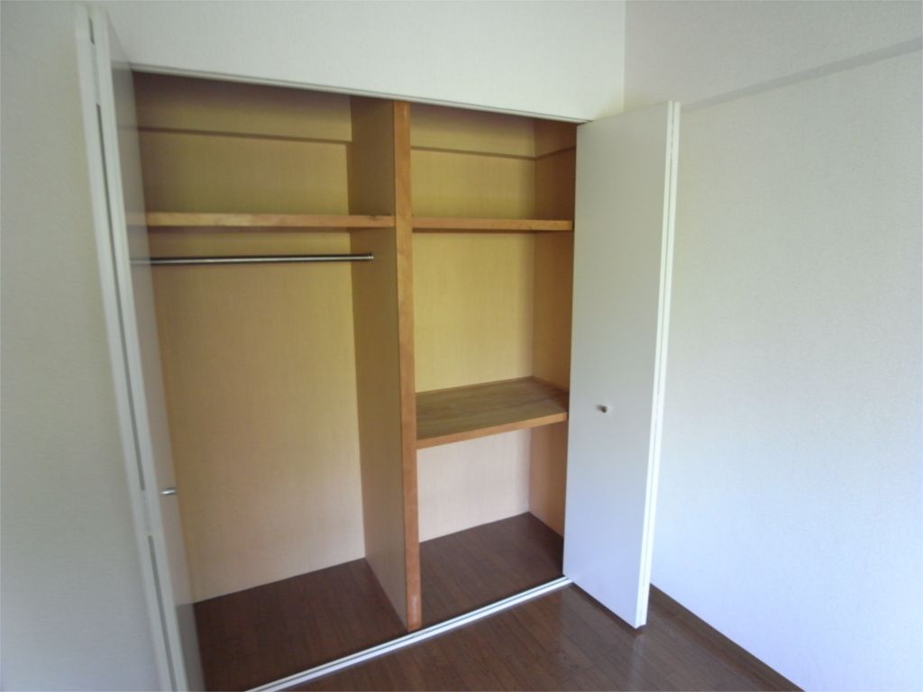 収納　広めのクローゼット