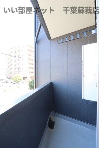 バルコニー　開放的で明るい空間を演出してくれるバルコニーです