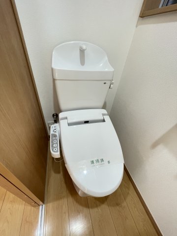 トイレ　※前回募集時の写真です