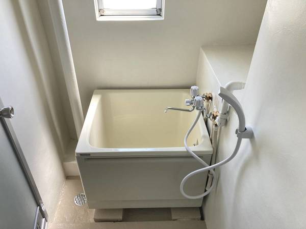 バス・シャワールーム　ビレッジハウスの同一物件・同一タイプの間取りの写真です