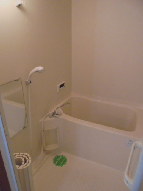 バス・シャワールーム　※写真は別部屋のものです。（参考）