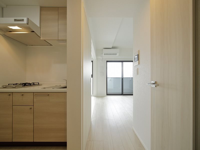 居室・リビング　リビング※別号室の参考写真になります。