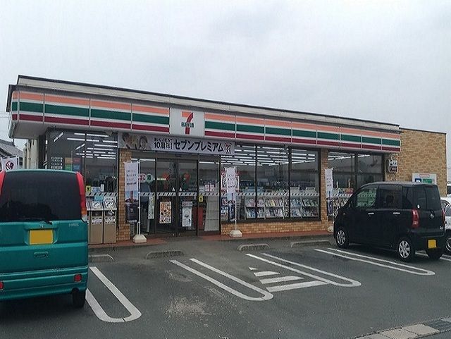 コンビニ　セブンイレブン浜松伊佐地店（コンビニ）まで1200m