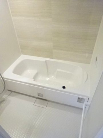 バス・シャワールーム　きれいなお風呂です