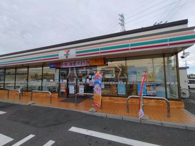 コンビニ　セブンイレブン 小牧原1丁目店（コンビニ）まで438m