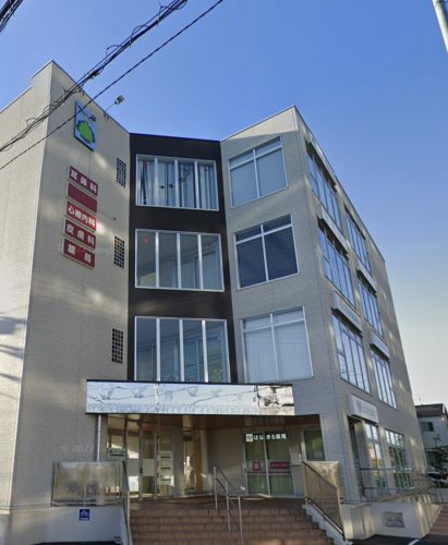 ドラックストア　はなまる薬局おおたかの森南口店（ドラッグストア）まで175m