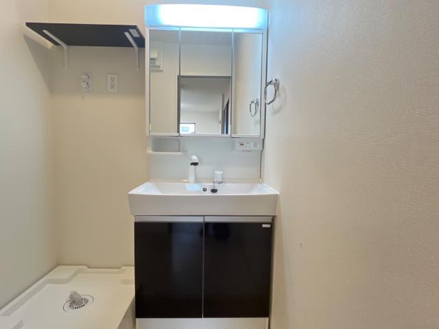 洗面設備　洗髪洗面化粧台