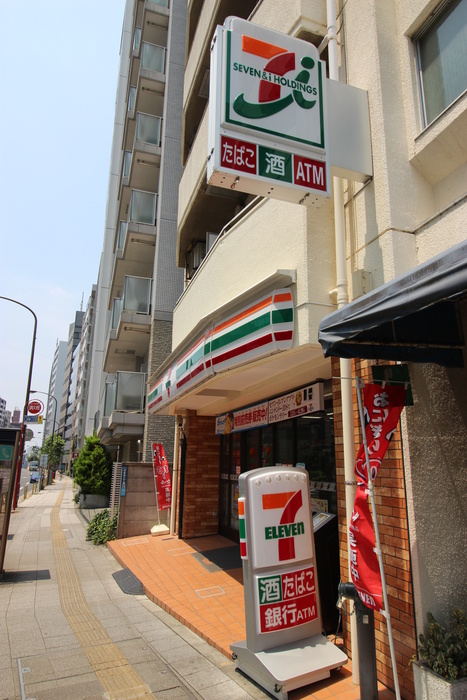 コンビニ　セブンイレブン（コンビニ）まで110m