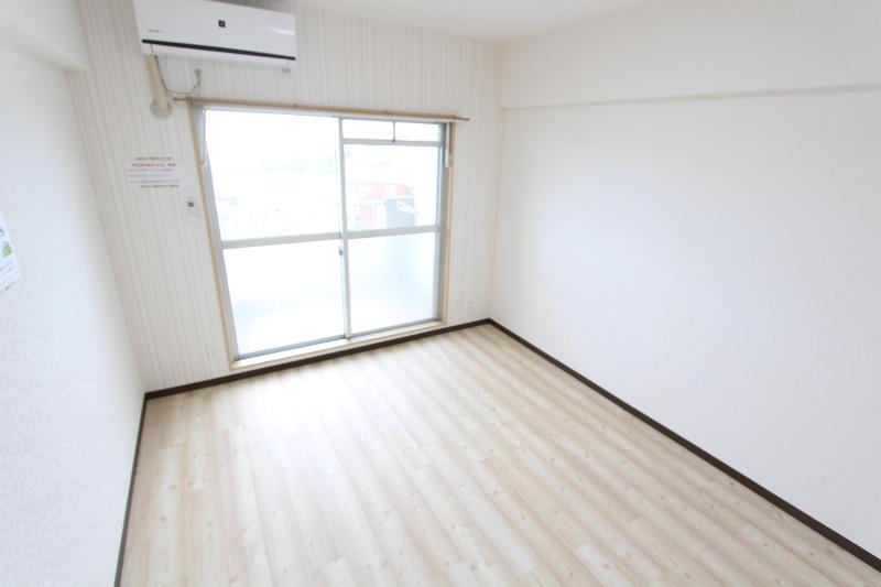 居室・リビング　同タイプ・参考写真