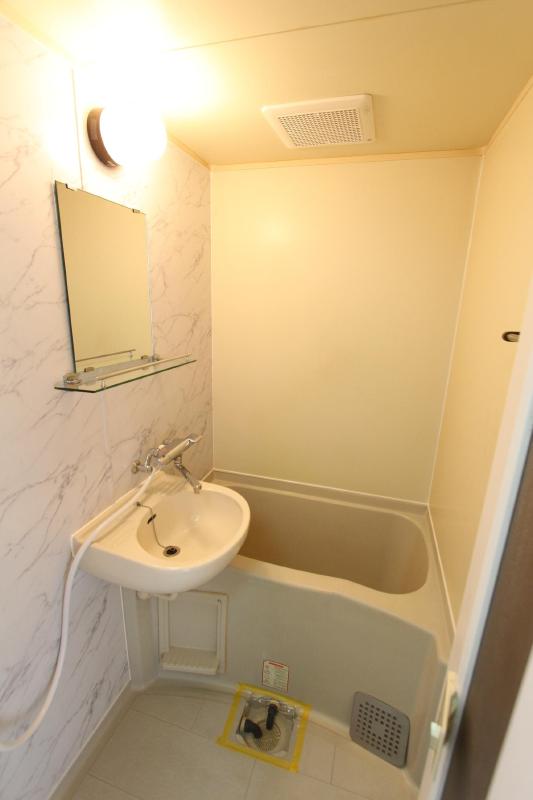 バス・シャワールーム　同タイプ・参考写真