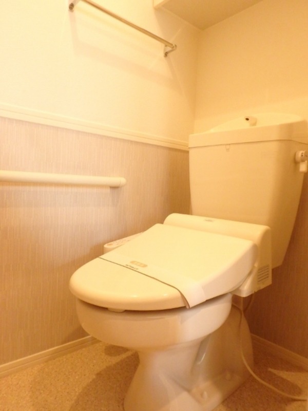 トイレ　図面と現状に相違がある場合には現状を優先