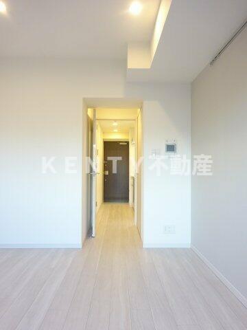 その他部屋・スペース　広くて明るい寝室