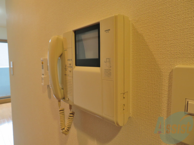 セキュリティ　モニター付きインターホンなのでセキュリュティ面も安心。