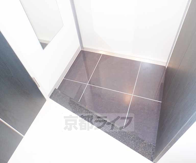 玄関　高級感のある玄関です。